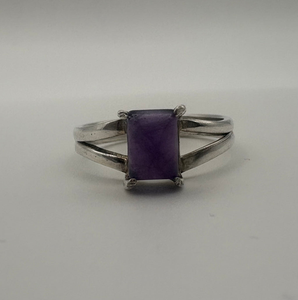 Silver Rings - Front Counter