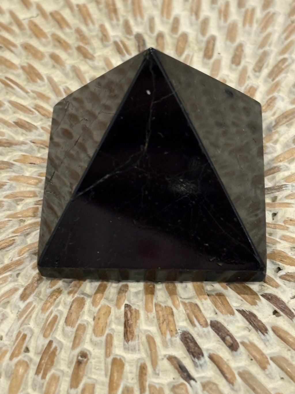 4cm Pyramid